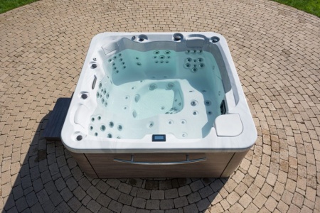 Гидромассажный спа-бассейн AstralPool Emotion / Aquavia Essence Гидромассажный спа-бассейн AstralPool Emotion / Aquavia Essence